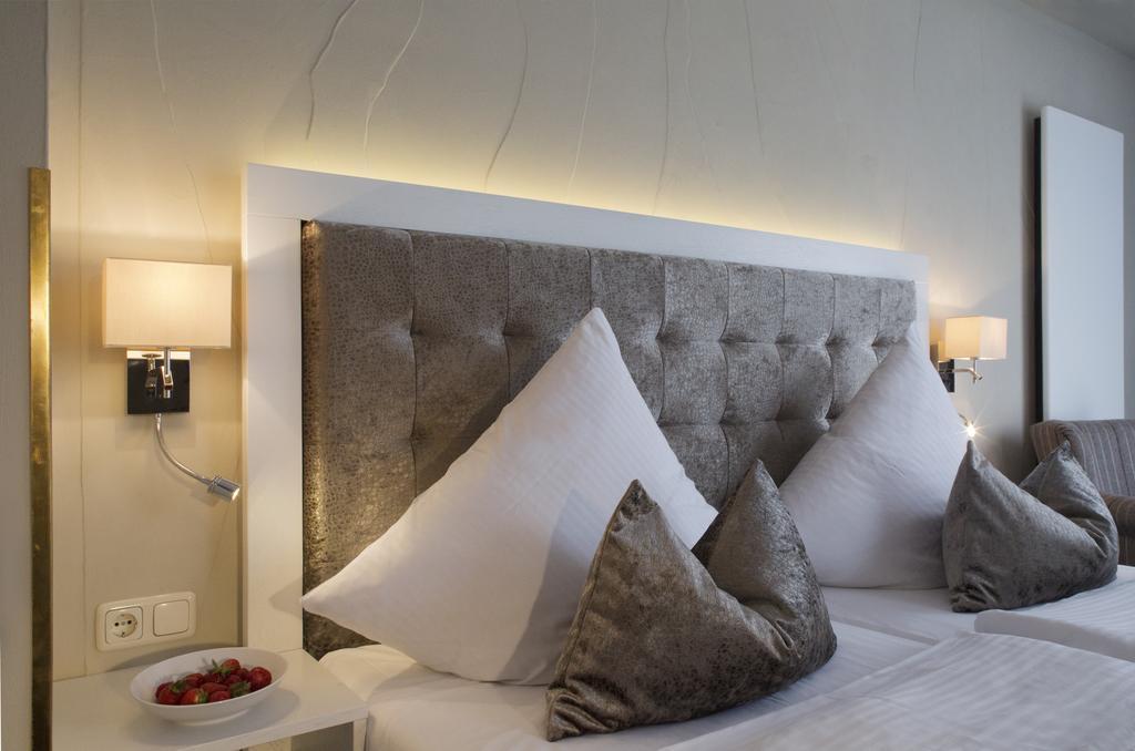 Hafenhotel Pommernyacht Ueckermünde 部屋 写真